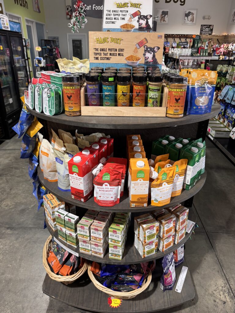 Food toppers for dogs and cats