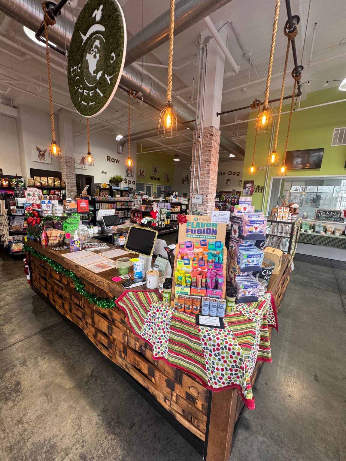 Green K9 pet store register